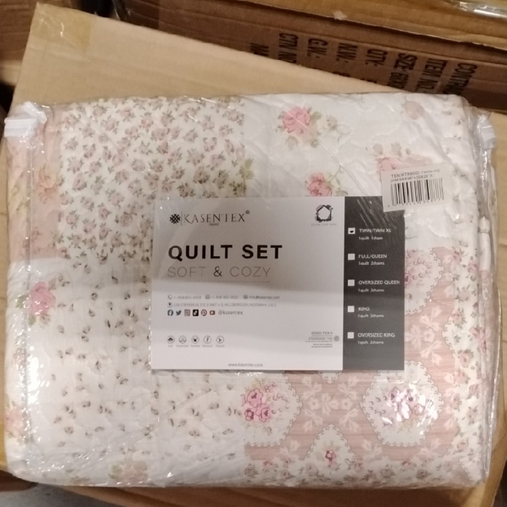Soft & Cozy Quilt Set - Pink and White - 9002-T